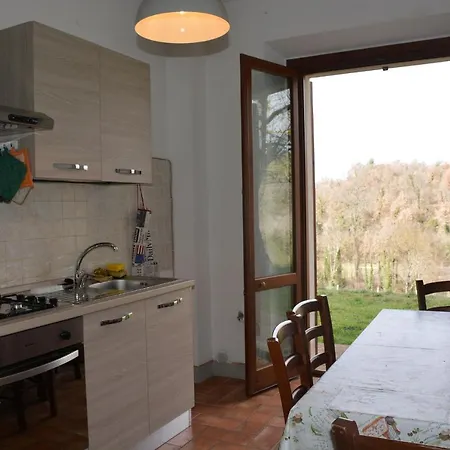 فيلة Scappo In Umbria, La Cantinetta Fiaiola