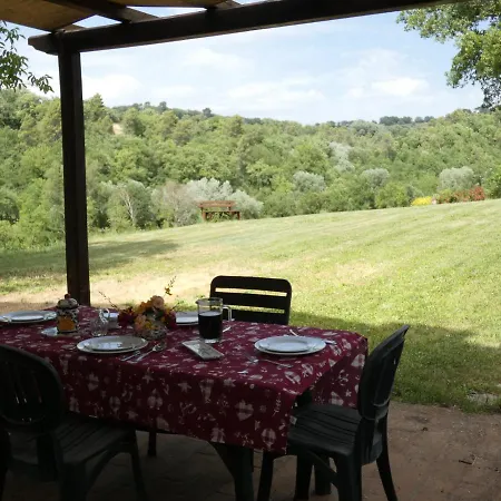 Scappo In Umbria, La Cantinetta