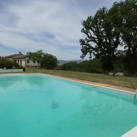 Scappo In Umbria, La Cantinetta فيلة