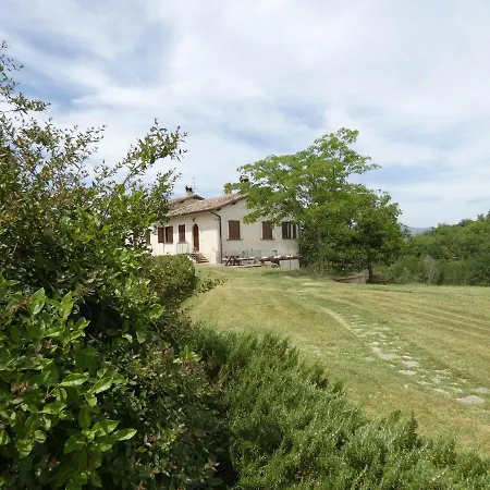 فيلة Scappo In Umbria, La Cantinetta Fiaiola