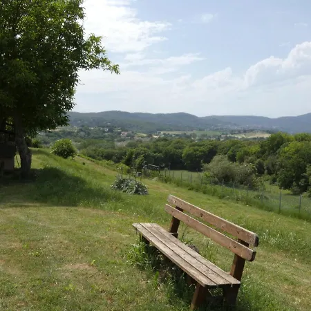 Scappo In Umbria, La Cantinetta فيلة